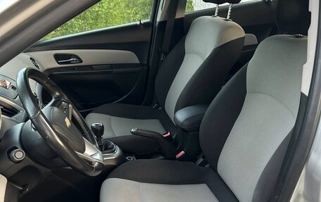 Chevrolet Cruze II, 2013 год, 900 000 рублей, 15 фотография