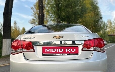 Chevrolet Cruze II, 2013 год, 900 000 рублей, 6 фотография
