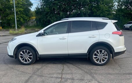 Toyota RAV4, 2016 год, 2 550 000 рублей, 3 фотография
