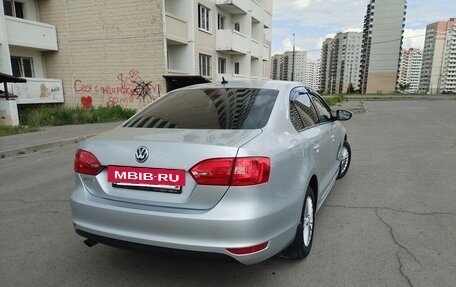 Volkswagen Jetta VI, 2014 год, 895 000 рублей, 3 фотография