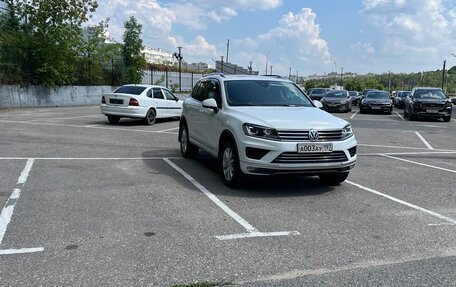 Volkswagen Touareg III, 2015 год, 2 750 000 рублей, 4 фотография