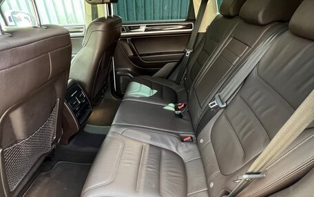 Volkswagen Touareg III, 2015 год, 2 750 000 рублей, 13 фотография