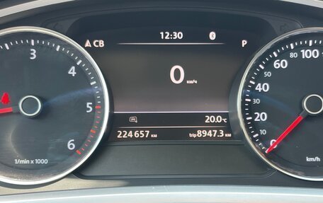 Volkswagen Touareg III, 2015 год, 2 750 000 рублей, 7 фотография
