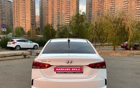 Hyundai Solaris II рестайлинг, 2020 год, 1 450 000 рублей, 4 фотография