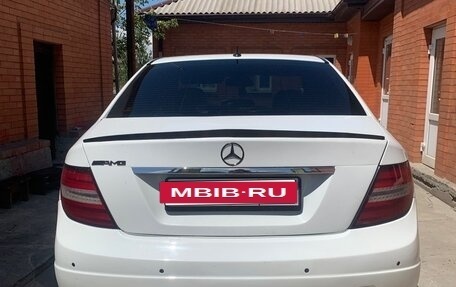 Mercedes-Benz C-Класс, 2011 год, 1 200 000 рублей, 2 фотография