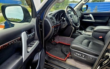 Toyota Land Cruiser 200, 2014 год, 3 595 000 рублей, 2 фотография