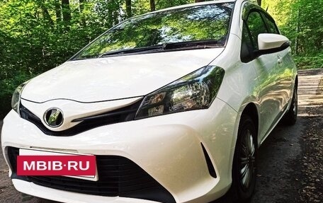 Toyota Vitz, 2016 год, 895 000 рублей, 3 фотография