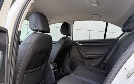 Skoda Octavia, 2022 год, 1 630 000 рублей, 7 фотография