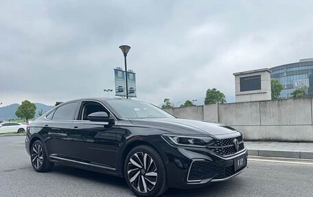 Volkswagen Passat B8 рестайлинг, 2022 год, 2 340 000 рублей, 1 фотография