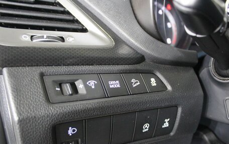Hyundai Santa Fe IV, 2018 год, 2 490 000 рублей, 21 фотография