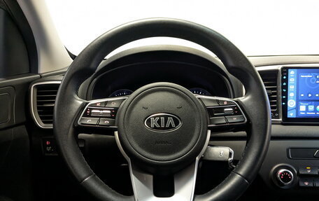 KIA Sportage IV рестайлинг, 2021 год, 2 340 000 рублей, 21 фотография