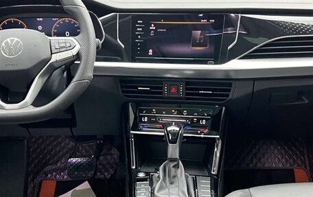Volkswagen Passat B8 рестайлинг, 2022 год, 2 340 000 рублей, 16 фотография