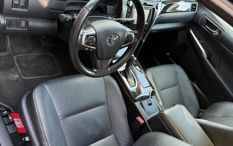Toyota Camry, 2016 год, 1 899 000 рублей, 14 фотография