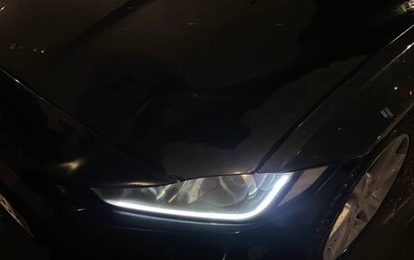 Jaguar XE I рестайлинг, 2016 год, 1 500 000 рублей, 3 фотография