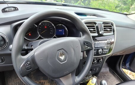 Renault Logan II, 2014 год, 800 000 рублей, 2 фотография