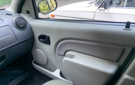 Renault Logan I, 2007 год, 330 000 рублей, 11 фотография
