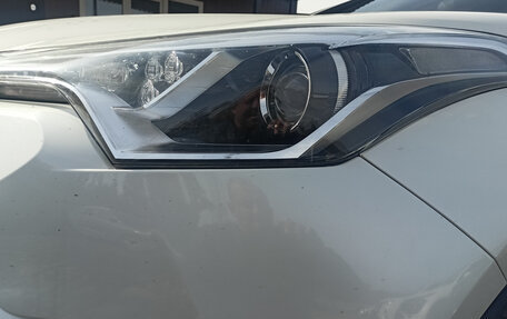 Toyota C-HR I рестайлинг, 2020 год, 2 550 000 рублей, 5 фотография