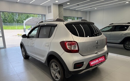Renault Sandero II рестайлинг, 2019 год, 1 080 000 рублей, 7 фотография