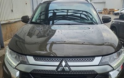 Mitsubishi Outlander III рестайлинг 3, 2020 год, 2 300 000 рублей, 1 фотография