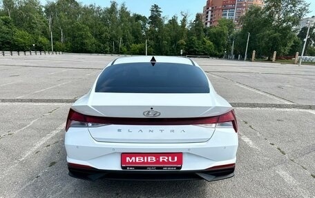 Hyundai Elantra, 2021 год, 1 850 000 рублей, 1 фотография
