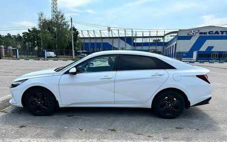 Hyundai Elantra, 2021 год, 1 850 000 рублей, 3 фотография