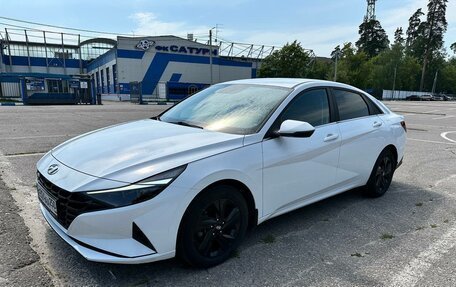 Hyundai Elantra, 2021 год, 1 850 000 рублей, 9 фотография