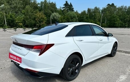 Hyundai Elantra, 2021 год, 1 850 000 рублей, 7 фотография