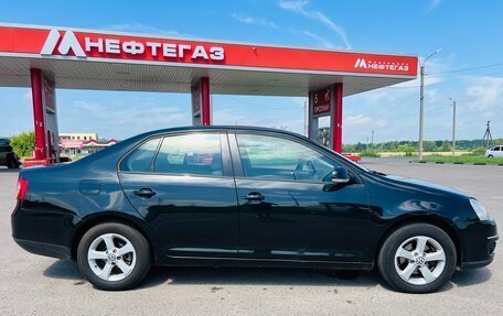 Volkswagen Jetta VI, 2009 год, 619 000 рублей, 4 фотография