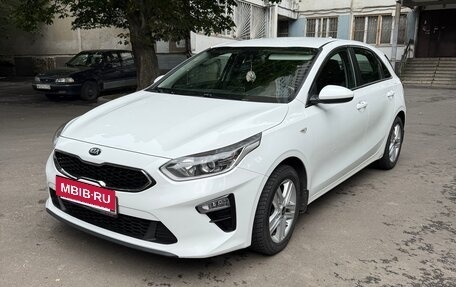 KIA cee'd III, 2018 год, 1 250 000 рублей, 2 фотография