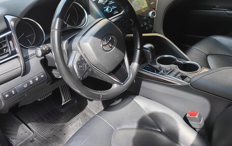 Toyota Camry, 2019 год, 2 900 000 рублей, 14 фотография