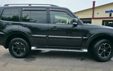 Mitsubishi Pajero IV, 2014 год, 2 350 000 рублей, 5 фотография
