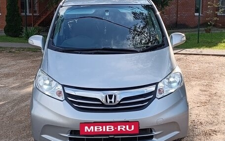 Honda Freed I, 2012 год, 1 100 000 рублей, 14 фотография