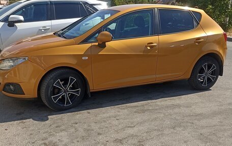 SEAT Ibiza IV рестайлинг 2, 2011 год, 545 000 рублей, 2 фотография