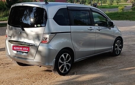 Honda Freed I, 2012 год, 1 100 000 рублей, 8 фотография