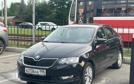 Skoda Rapid I, 2018 год, 1 299 000 рублей, 1 фотография