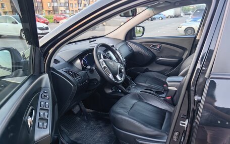Hyundai ix35 I рестайлинг, 2012 год, 1 000 000 рублей, 3 фотография