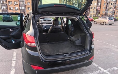 Hyundai ix35 I рестайлинг, 2012 год, 1 000 000 рублей, 5 фотография