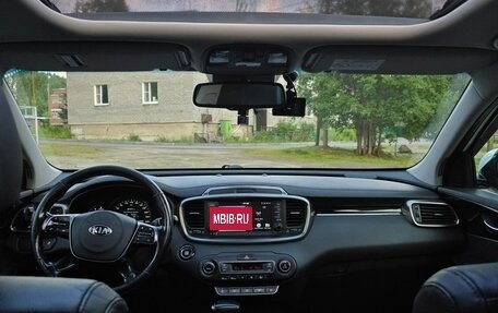 KIA Sorento III Prime рестайлинг, 2018 год, 2 500 000 рублей, 18 фотография