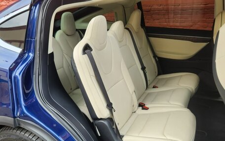 Tesla Model X I, 2018 год, 3 990 000 рублей, 16 фотография