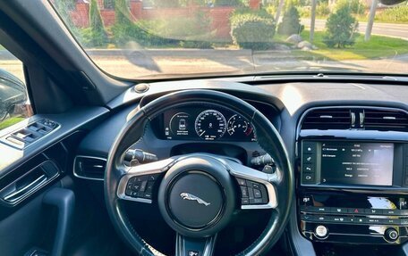 Jaguar F-Pace, 2017 год, 2 990 000 рублей, 9 фотография