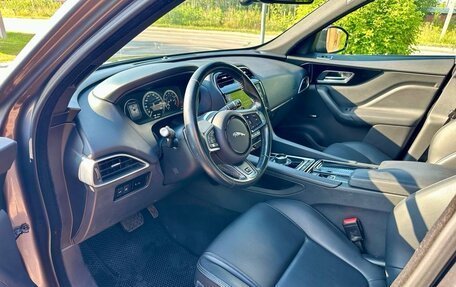 Jaguar F-Pace, 2017 год, 2 990 000 рублей, 15 фотография