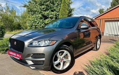 Jaguar F-Pace, 2017 год, 2 990 000 рублей, 10 фотография