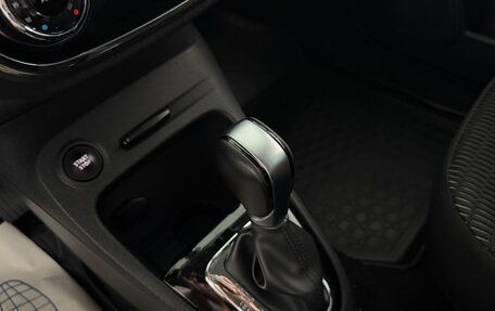 Renault Kaptur I рестайлинг, 2017 год, 1 200 000 рублей, 13 фотография