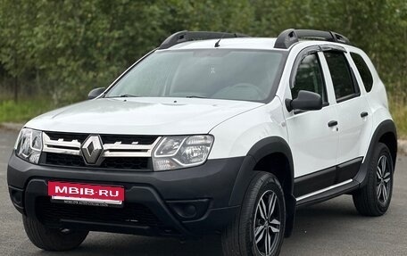 Renault Duster I рестайлинг, 2016 год, 735 000 рублей, 2 фотография