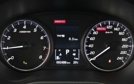 Mitsubishi Outlander III рестайлинг 3, 2020 год, 2 335 000 рублей, 14 фотография