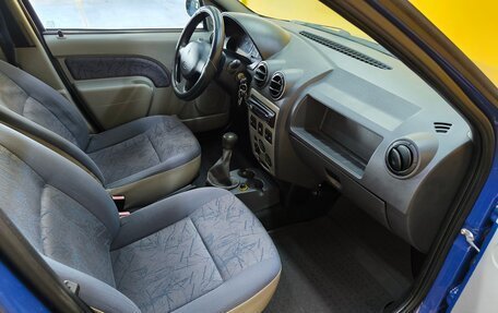 Renault Logan I, 2005 год, 299 000 рублей, 13 фотография