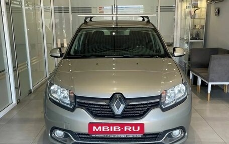 Renault Logan II, 2016 год, 750 000 рублей, 2 фотография