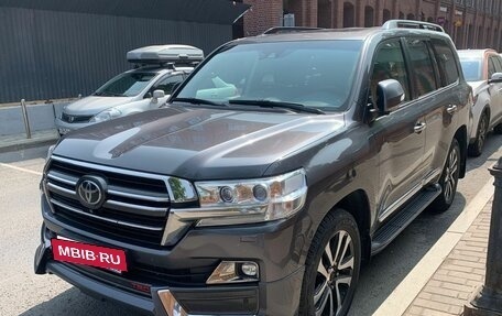 Toyota Land Cruiser 200, 2019 год, 12 000 000 рублей, 2 фотография
