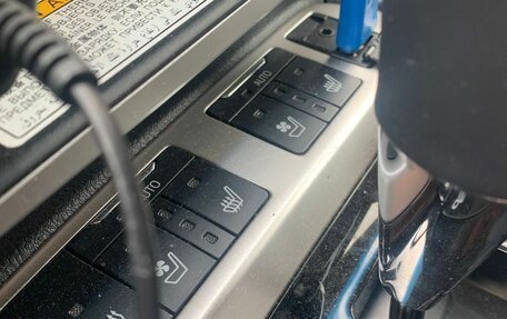 Toyota Land Cruiser 200, 2019 год, 12 000 000 рублей, 17 фотография