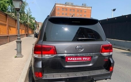 Toyota Land Cruiser 200, 2019 год, 12 000 000 рублей, 14 фотография